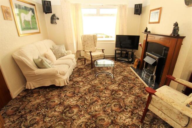 Lounge.JPG