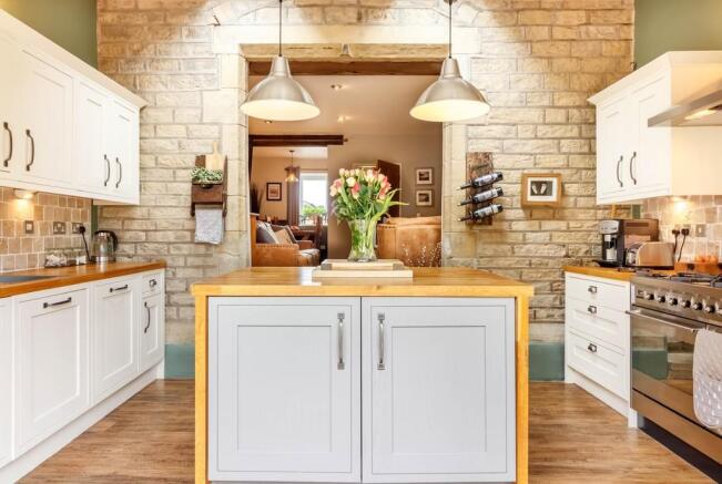 Dining kitchen