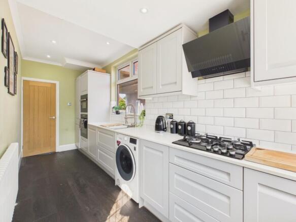 4 bed Semi-Detached for sale Image 7