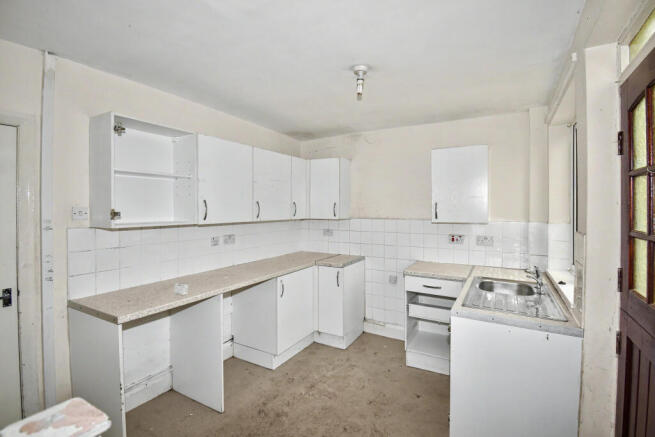 2 bed Terraced for sale Image 5