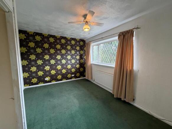 3 bed Semi-Detached for sale Image 9