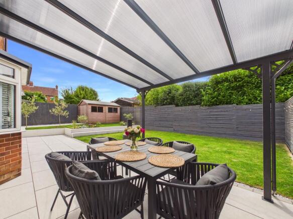 3 bed Semi-Detached for sale Image 4