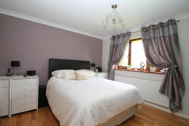 Bedroom 1.jpg