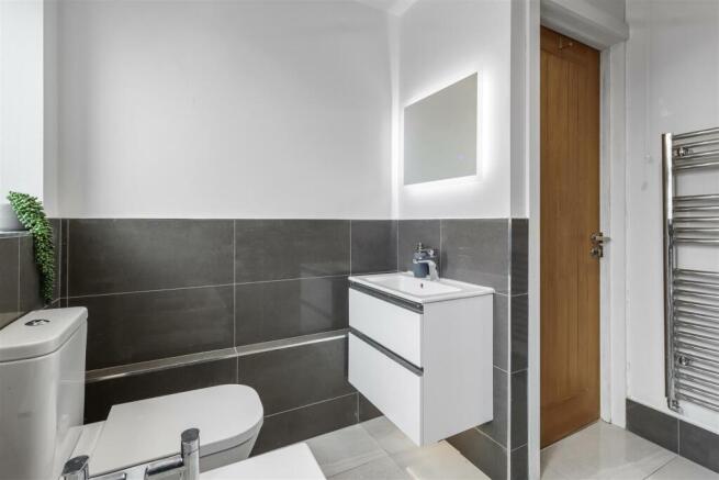 bathroom #3.jpg