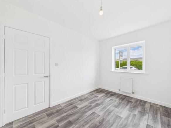 2 bed Detached Bungalow for sale Image 7