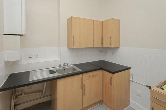 Flat B, 5 Winchester Street, Pimlico, London SW1V 4PA