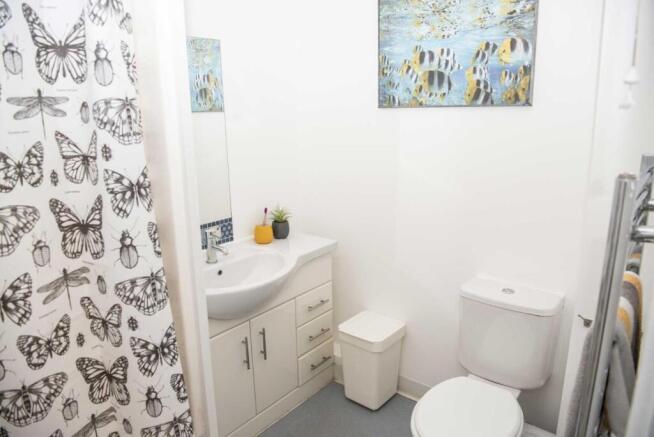 Mutley-Tavern-First-Floor-Flat-Robyn-7.jpg