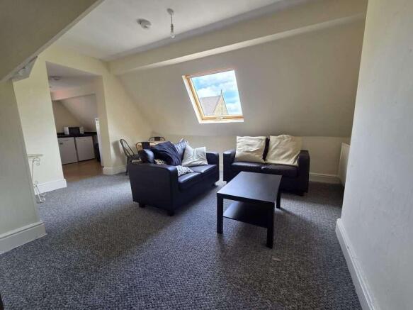 Flat_7_2_Harcourt_Road