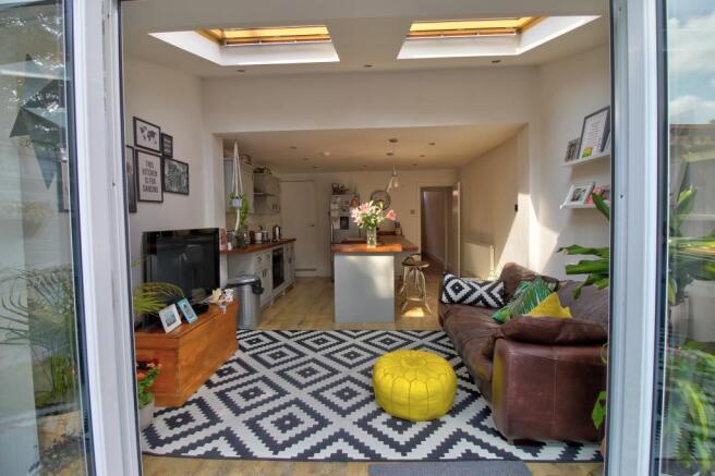 Kitchen Diner 8