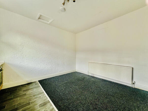 3 bed Block of Apartments for sale Image 10