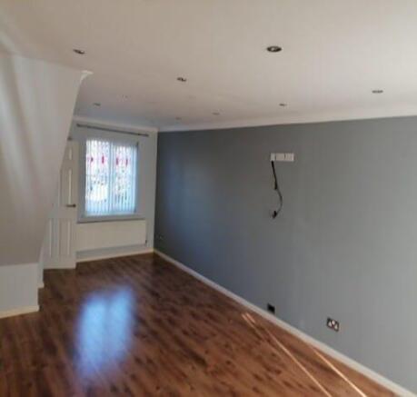 3 bed Semi-Detached to rent Image 4