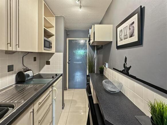 Kitchen 1
