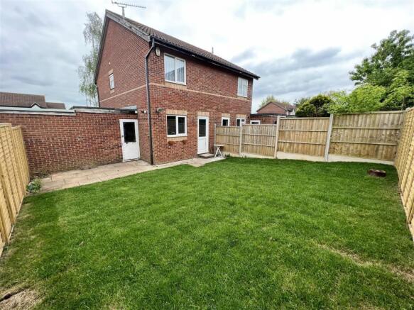 11 - House for Sale, Warmley.JPG
