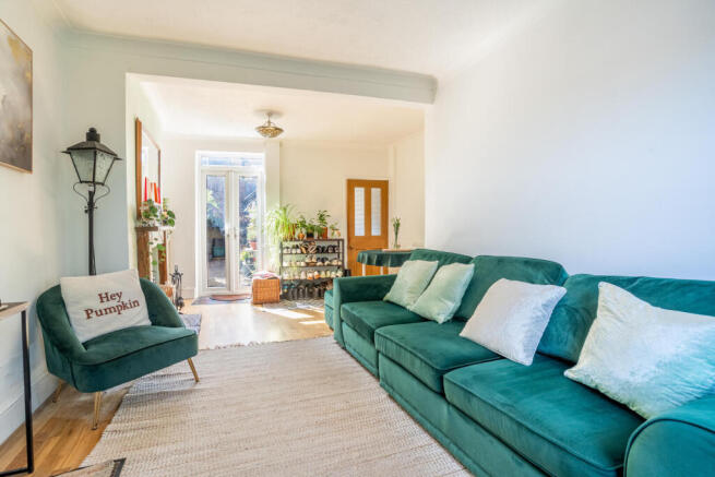 3 bed Terraced for sale Image 2