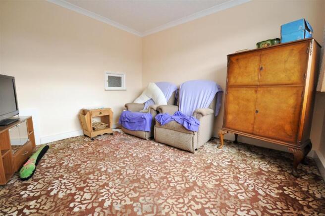 STUDY/BEDROOM 3