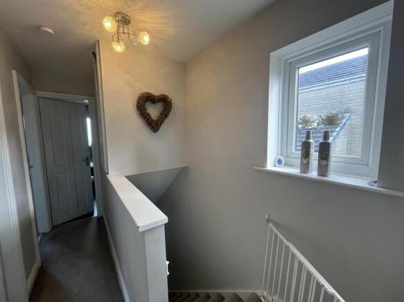 3 bed Detached for sale Image 8