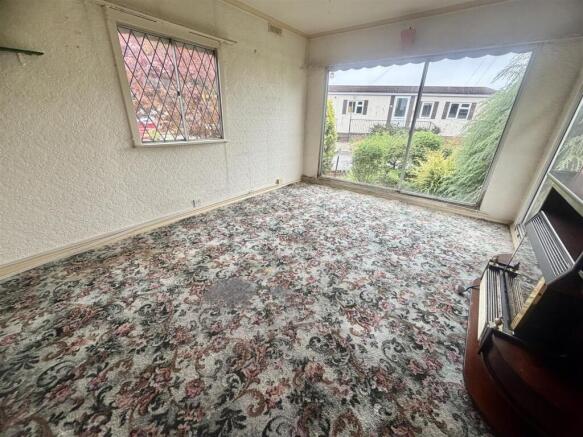 1 bed Park Home for sale Image 5
