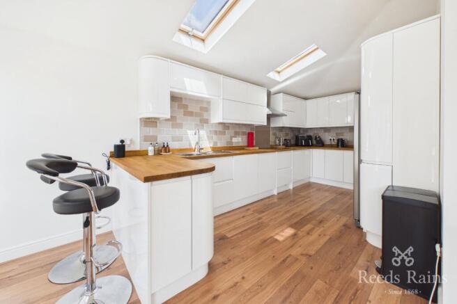2 bed End of Terrace for sale Image 7