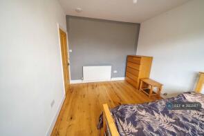 32, Ladbroke Road, Enfield EN1 1HX