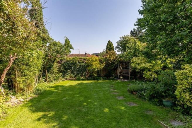 West Broadway, Henleaze Rear Garden.jpg