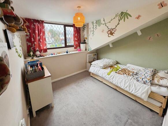 2 bed Semi-Detached for sale Image 6