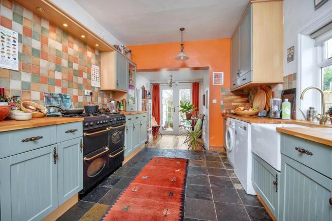 BREAKFAST KITCHEN