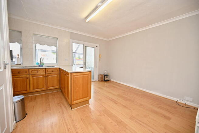 2 bed Semi-Detached for sale Image 4