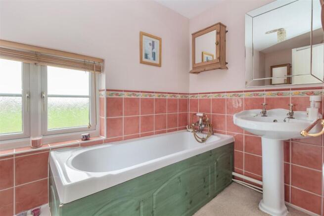 bathroom-1-1.jpg