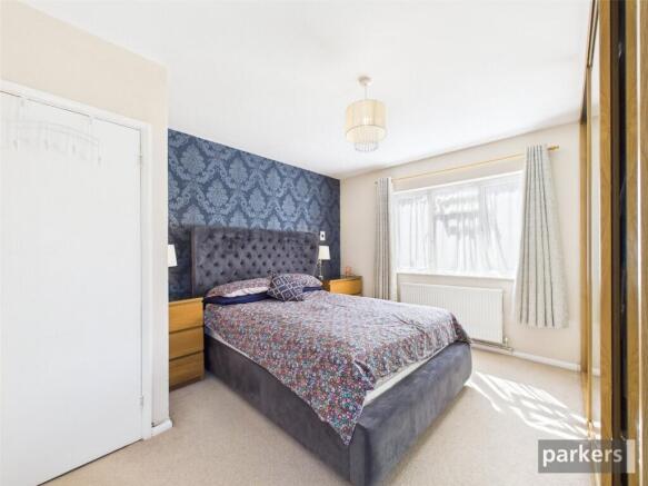 Gladridge Close, Earley, Reading, Berkshire, RG6 photo 4