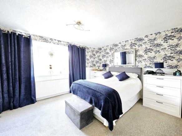 3 bed Detached for sale Image 11