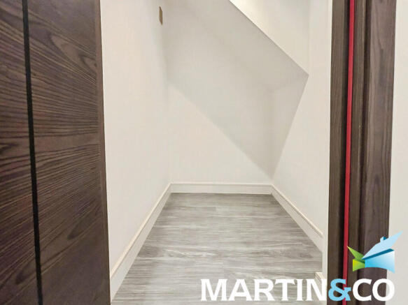 1 bed Apartment to rent Image 9