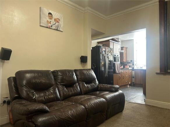 3 bed Terraced for sale Image 8