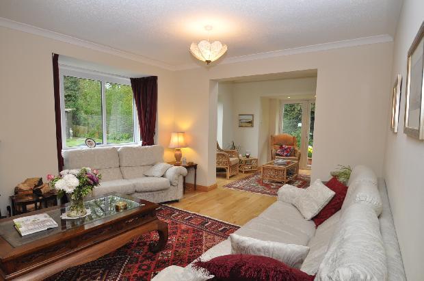 Kitchen & Breakfast Room