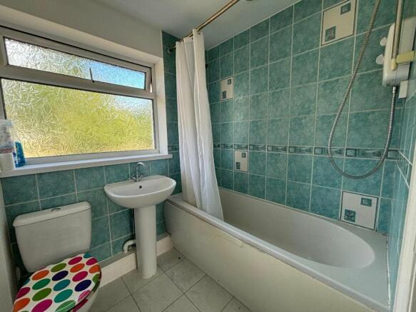 Bathroom First Floor