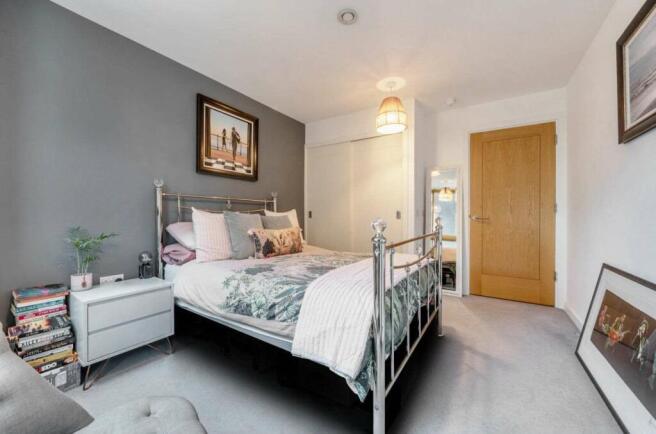Bedroom 1 (Double)