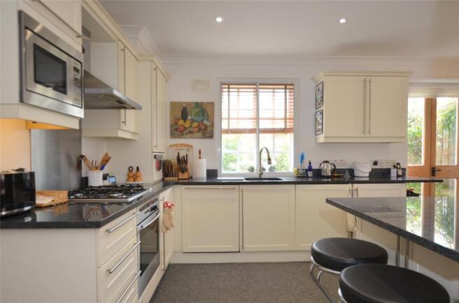 Kitchen/Breakfast Rm