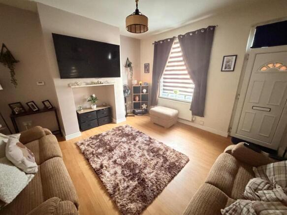 2 bed Terraced for sale Image 4