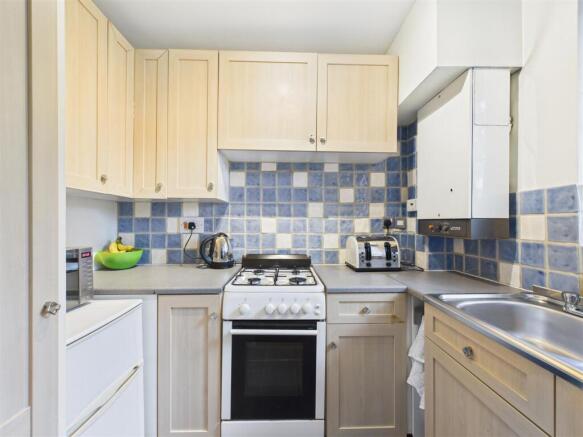 1 bed Apartment for sale Image 12