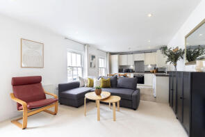 16, Prince Regent Mews, Cheltenham GL52 2AQ