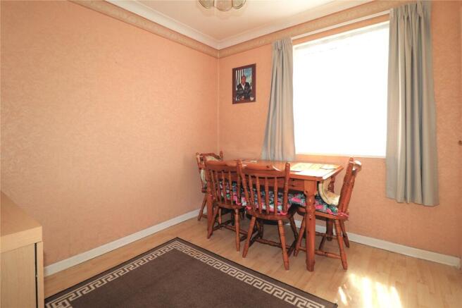 Princess Road, Woking, Surrey, GU22 photo 4