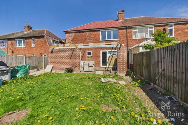 3 bed Semi-Detached for sale Image 6