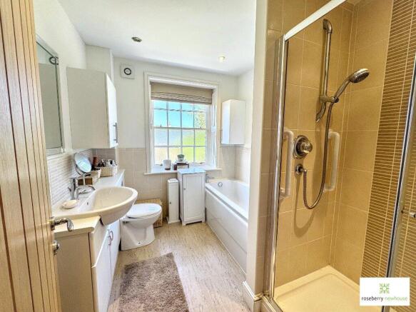 1 bed Apartment for sale Image 6