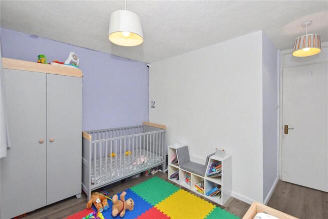 3 bed Town House for sale Image 8