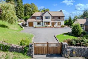 2, Kempes Close, Bristol BS41 9ER