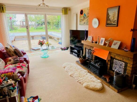 SITTING ROOM
