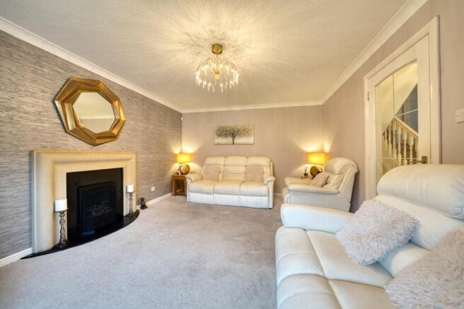 Forrest Drive, Bearsden, Glasgow, East Dunbartonshire photo 4