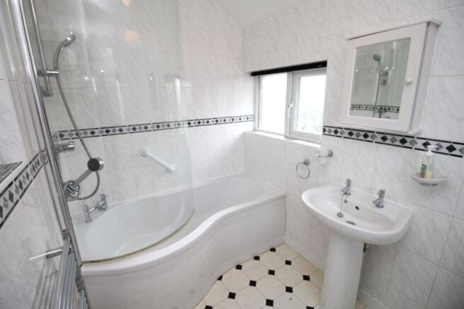 Bathroom / WC