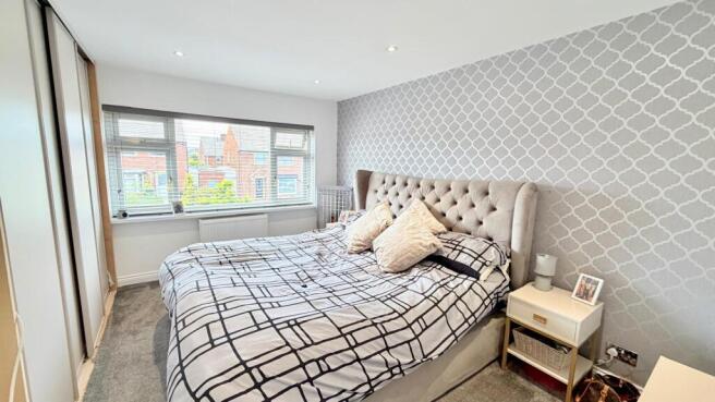3 bed Semi-Detached for sale Image 5