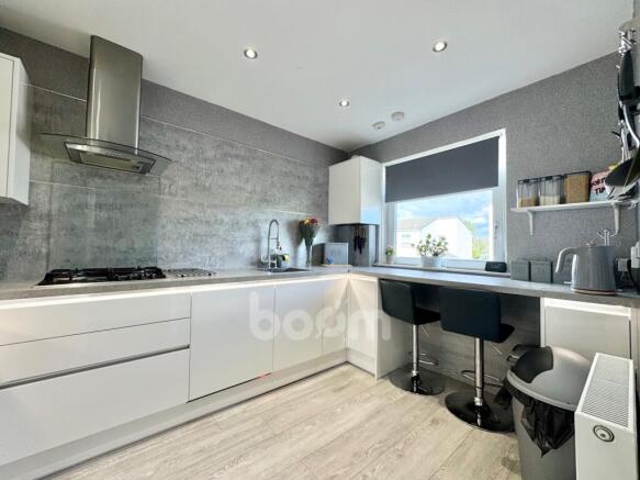 Swan Place, Johnstone kitchen