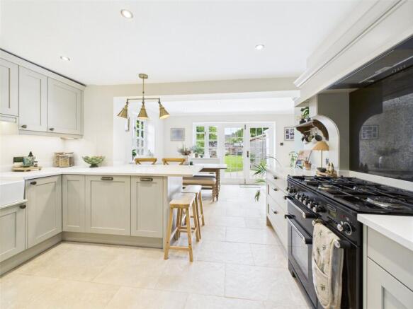 66, Salisbury Road, Burton, Christchurch, Dorset, BH23 photo 4